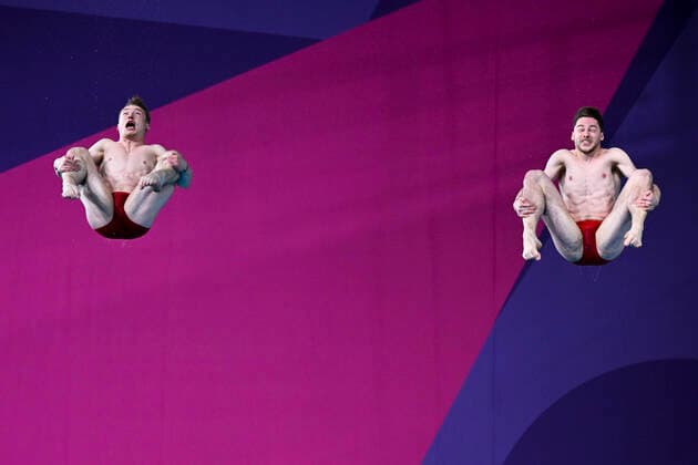 Bilder des Jahres 2022, Sport 08 August Sport Themen der Woche KW31 Sport Bilder des Tages COM22 DIVING FINALS, Anthony Harding and Jack David Laugher of England during the Men s Synchronised 3m Springboard Finals at the Sandwell Aquatics Centre on Day 8 of the XXII Commonwealth Games in Birmingham, England, Friday, August 5, 2022. ( NO ARCHIVING, EDITORIAL USE ONLY, NO USE IN BOOKS WITHOUT CONSENT BIRMINGHAM UNITED KINGDOM  Copyright: xDARRENxENGLANDx 20220805001686811661