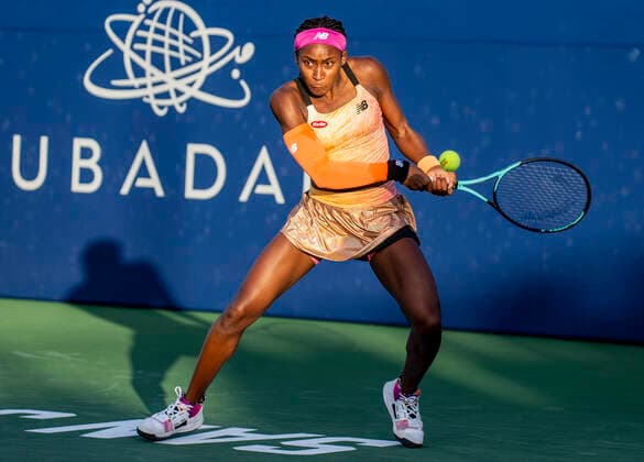 August 04, 2022, San Jose, California, USA: COCO GAUFF (USA) returns the ball from N. Osaka (JPN) during the Mubadala Silicon Valley Classic Second Round Evening Session. Gauff won 6:4, 6:4. San Jose USA - ZUMAc04_ 20220805_zaf_c04_013 Copyright: xThurmanxJamesx
