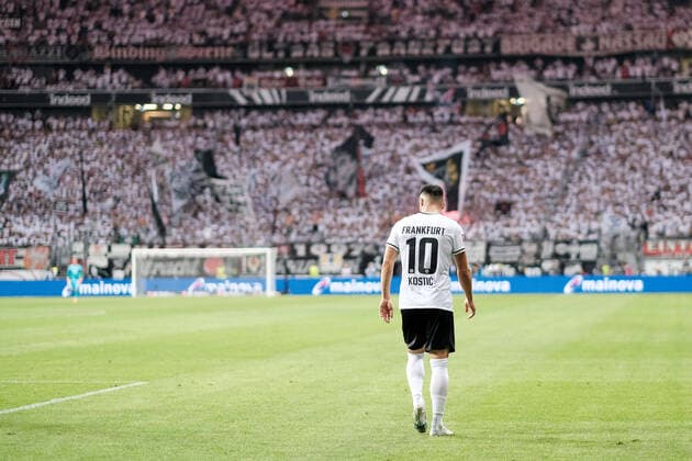 Filip Kostic Eintracht Frankfurt, 10 is visibly disappointed sadly dejected , Eintracht Frankfurt vs FC Bayern Muenchen, Football, 1 Bundesliga, 01 Matchday, Season 2023 2023, 05 08 2022, DFL REGULATES PROHIBIT ANY USE OF PHOTOGRAPHS AS IMAGE SEQUENCES AND OR QUASI VIDEO Eintracht Frankfurt vs FC Bayern Muenchen, Football, 1 Bundesliga, 01 Matchday, Season 2022 2023, 05 08 2022 Frankfurt am Main Copyright: xEibner-Pressefotox EP_EER