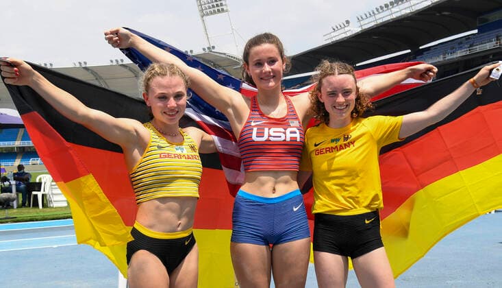 Bilder des Jahres 2022, Sport 08 August Sport Themen der Woche KW31 U20-Weltmeisterschaften 2022, Cali (Kolumbien) Stabhochsprung, pole vault, 1979USAHana MOLL4.35 2588GERChiara SISTERMANN4.30 =PB 3579GERJanne Sophie OHRT 4.30 PB *** U20 World Championships 2022, Cali Colombia Pole vault, pole vault, 1979USAHana MOLL4 35 2588GERChiara SISTERMANN4 30 PB 3579GERJanne Sophie OHRT 4 30 PB Copyright: xBEAUTIFULxSPORTS Internationalx