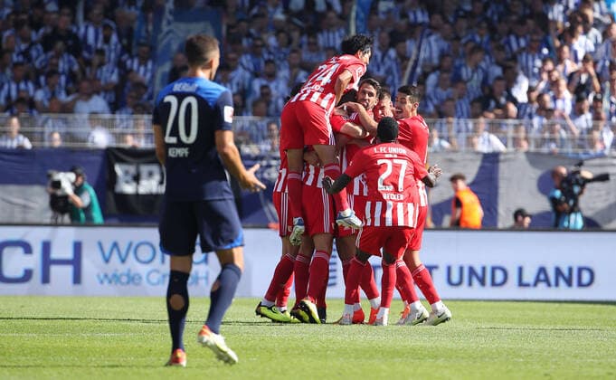 Unionmannschaft jubilates after 3 0, li Marc Oliver Kempf Freude Emotion Jubel nach 3 0 Sport Fußball Bundesliga Herren DFL 1 Spieltag Saison 2022 2023 06 08 2022 1 FC Union Berlin FCU vs Hertha BSC Berlin Stadtderby Ortsderby Derby DFL regulations prohibit any use of photographs as image sequences and or quasi video