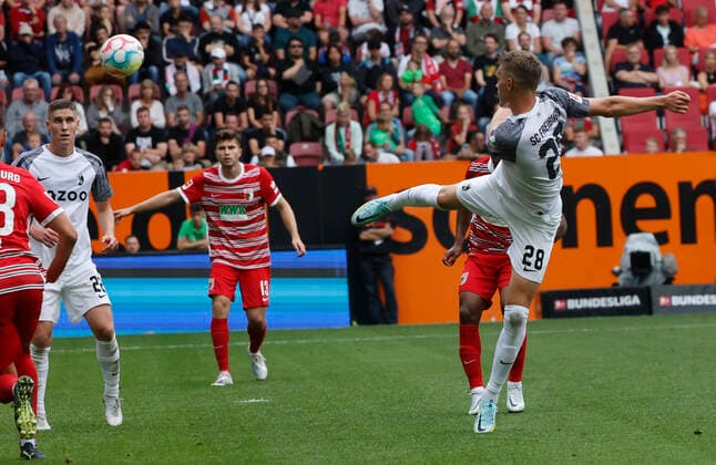 06 08 2022, 1 Bundesliga, 1 Matchday, FC Augsburg vs SC Freiburg, WWK Arena Augsburg,Football,Sport, in picture goal Matthias Ginter SC Freiburg