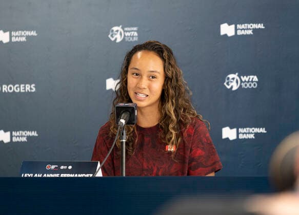 August 6, 2022, Toronto, Ontario, Canada: Canadian tennis player Leylah Annie Fernandez speaks to media prior to the start of the National Bank Open Tennis tournment in Toronto, Canada Toronto Canada - ZUMAm215 20220806_zip_m215_002 Copyright: xArlynxMcAdoreyx