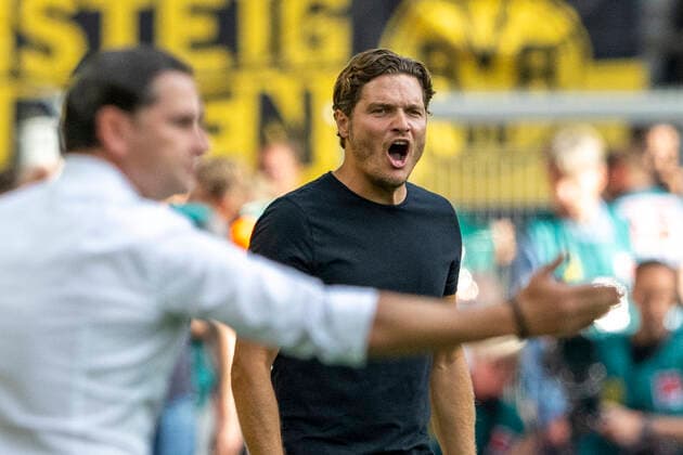 Soccer 1 Bundesliga, 1 matchday, Borussia Dortmund Bayer 04 Leverkusen on 06 08 2022 at Signal Iduna Park in Dortmund North Rhine Westphalia Dortmund coach Edin Terzic gives instructions DFL REGULATES PROHIBIT ANY USE OF PHOTOGRAPHS AS IMAGE SEQUENCES AND OR QUASI VIDEO Copyright: xDavidxInderliedx