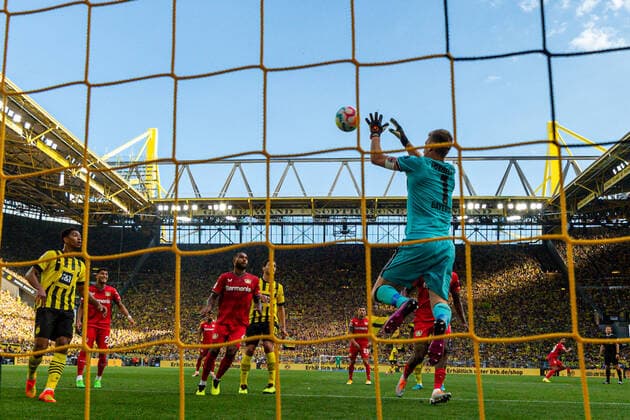 Goalkeeper Lukas Hradecky Bayer 04 Leverkusen, 01 on the ball, in action, individual action, GER, Borussia Dortmund BVB vs Bayer 04 Leverkusen, Football, 1 Bundesliga, 1 Spieltag, Spielzeit 2022 2023, 06 08 2022, DFB DFL regulations prohibit any use of photographs as image sequences and or quasi video , GER, Borussia Dortmund BVB vs Bayer 04 Leverkusen, Football, 1 Bundesliga, 1 Spieltag, Spielzeit 2022 2023, 06 08 2022 Dortmund Copyright: xEibner-Pressefoto GabrielxBoiax EP_EEP