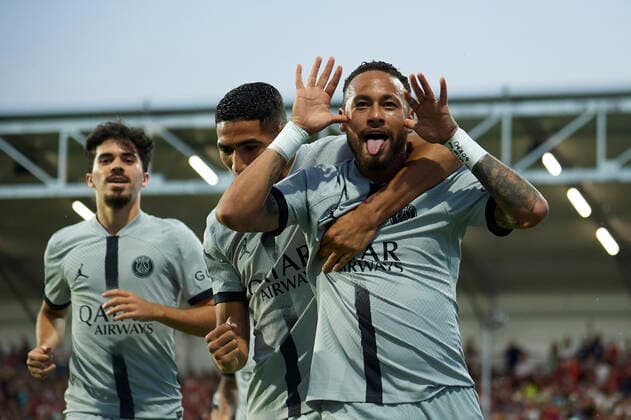 Sport Themen der Woche KW31 Clermont Foot v Paris Saint-Germain - Ligue 1 Uber Eats Neymar of PSG celebrates after scoring his sides first goal during the Ligue 1 match between Clermont Foot and Paris Saint-Germain at Stade Gabriel Montpied on August 6, 2022 in Clermont-Ferrand, France. Clermont-Ferrand France  Copyright: xJosexBretonx originalFilename:breton-clermont220806_npFeC.jpg