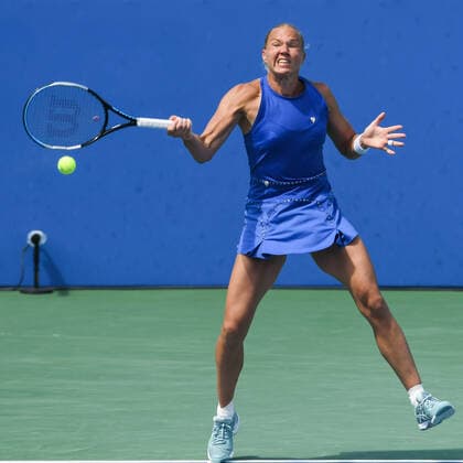 August 6, 2022, Washington, D.C, U.S: KAIA KANEPI hits a backhand during her semifinal match against Daria Seville at the Rock Creek Tennis Center. Washington U.S. - ZUMAg196 20220806_zap_g196_005 Copyright: xKylexGustafsonx