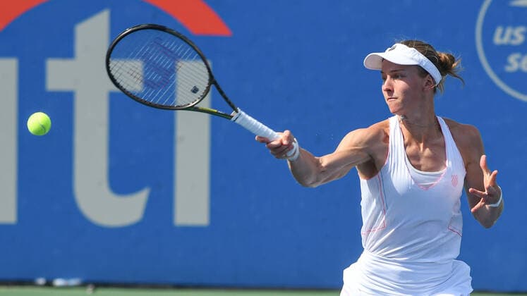 August 6, 2022, Washington, D.C, U.S: LIUDMILA SAMSONOVA hits a forehand during her semifinal match against Xiyu Wang at the Rock Creek Tennis Center. Washington U.S. - ZUMAg196 20220806_zap_g196_018 Copyright: xKylexGustafsonx