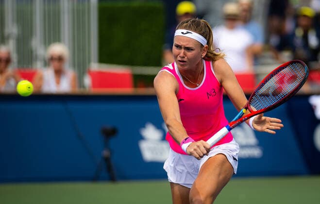 August 7, 2022, TORONTO, CANADA: Marie Bouzkova of the Czech Republic in action during the second round of qualifications at the 2022 National Bank Open WTA, Tennis Damen 1000 tennis tournament TORONTO CANADA - ZUMAa181 20220807_zaa_a181_058 Copyright: xRobxPrangex