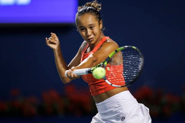August 8, 2022, Toronto, ON, CANADA: Leylah Fernandez of Canada returns a ball to Storm Sanders of Australia during womenöÄÃ s tennis action at the National Bank Open in Toronto, Monday, Aug. 8, 2022. Canada News - August 8, 2022  - ZUMAc35_ 20220808_zaf_c35_105 Copyright: xColexBurstonx