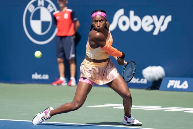 August 10, 2022, TORONTO, ON, CAN: Coco Gauff lines up a return during her match against Elena Rybakina during National Bank Open tennis action in Toronto, Wednesday, August 10, 2022. Canada News - August 10, 2022  - ZUMAc35_ 20220810_zaf_c35_012 Copyright: xChrisxYoungx