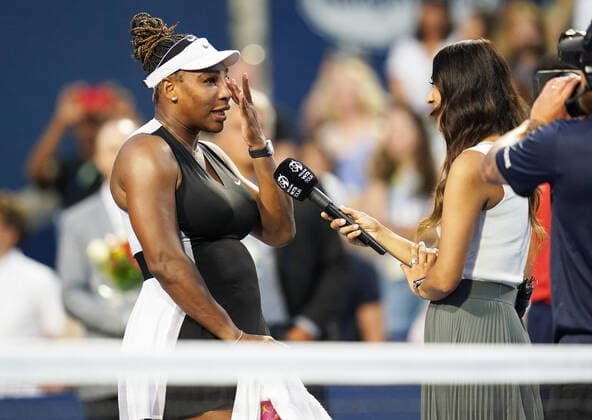 August 10, 2022, Toronto, Ontario, Canada: SERENA WILLIAMS wipes her eye as she speaks to media after playing her last game in Toronto at the National Bank Open. Williams lost the game 2 sets to 0 to Belinda Bencic. Toronto Canada - ZUMAm215 20220810_zip_m215_017 Copyright: xArlynxMcAdoreyx