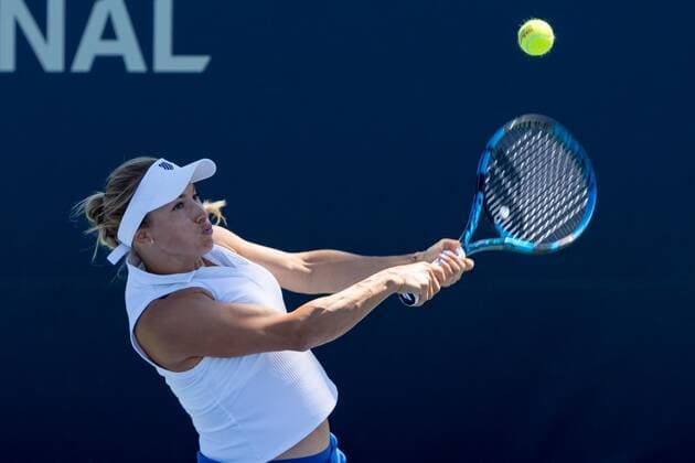 TORONTO, ON - AUGUST 10: Yulia Putintseva returns the ball during her National Bank Open tennis tournament second round match on August 10, 2022, at Sobeys Stadium in Toronto, ON, Canada. (Photo by Julian Avram Icon Sportswire) TENNIS: AUG 10 National Bank Open Icon2208102773