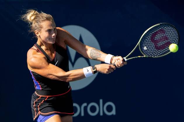 TORONTO, ON - AUGUST 10: Aryna Sabalenka returns the ball during her National Bank Open tennis tournament second round match on August 10, 2022, at Sobeys Stadium in Toronto, ON, Canada. (Photo by Julian Avram Icon Sportswire) TENNIS: AUG 10 National Bank Open Icon2208104007