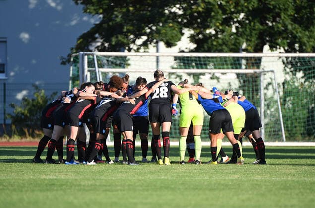 Football, women, season 2022 2023, test match, 1 FC Union Berlin FC Viktoria 1889 Berlin 1 2 , Viktoria before the match, 10 08 2022, Copyright: xMatthiasxKochx