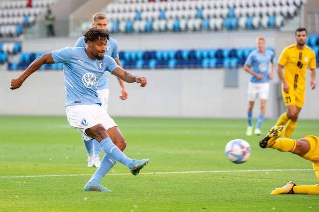 220811 Joseph Ceesay of Malmö during the UEFA Europa League qualification between Diddeleng and Malmö FF on August 11, 2022 in Luxembourg Photo Daniel Stiller BILDBYRAN kod DS DS0267 fotbol football soccer fotball uefa europa league diddeleng malmö ff bbeng,  Copyright: DANIELxSTILLER BB220811DS021
