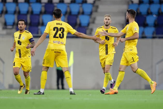 Vincent Decker Dudelange 67 , Samir Hadji Dudelange 23 , Dejvid Sinani Dudelange 21 11 08 2022 Football Europa League Qualification, 3rd Round, Second Leg, Season 2022 2023 11 08 2022 F91 Dudelange LUX Malmö FF SWE Dudelange Malmo Stade de Luxembourg, Luxembourg