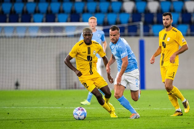 220811 Eric Larsson of Malmö during the UEFA Europa League qualification between Diddeleng and Malmö FF on August 11, 2022 in Luxembourg Photo Daniel Stiller BILDBYRAN kod DS DS0267 fotboll football soccer fotball uefa europa league diddeleng malmö ff bbeng,  Copyright: DANIELxSTILLER BB220811DS058