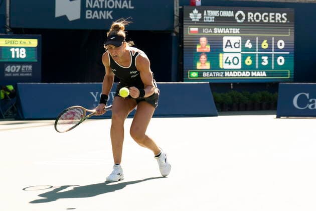 August 11, 2022, TORONTO, ON, CAN: Beatriz Haddad Maia reacts as Iga SwiateköÄÃ s shot goes out during a second set rally in National Bank Open tennis action in Toronto, Thursday, August 11, 2022. Beatriz Haddad Maia  - ZUMAc35_ 20220811_zaf_c35_193 Copyright: xChrisxYoungx