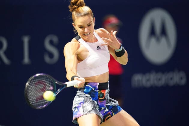 August 11, 2022, Toronto, Ontario, Canada: MARIA SAKKARI hits a shot during her game against Carolina Pilskova. Pilskova would go on to win the match 2 sets to 1. Toronto Canada - ZUMAm215 20220811_zip_m215_022 Copyright: xArlynxMcAdoreyx
