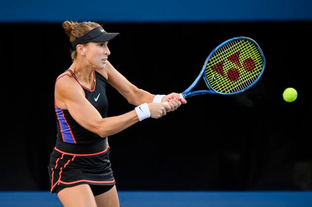 August 12, 2022, Toronto, ON, Canada: Beatriz Haddad Maia, from Brazil, returns the ball during a match against Belinda Bencic, from Switzerland, at the National Bank Open tennis tournament in Toronto on Friday, Aug., 12, 2022. Canada News - August 12, 2022 - ZUMAc35_ 20220812_zaf_c35_166 Copyright: xChristopherxKatsarovx