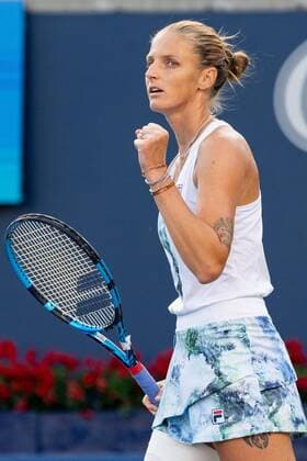 TORONTO, ON - AUGUST 13: Karolina Pliskova (CZE) celebrates after winning a point during her National Bank Open WTA, Tennis Damen tennis tournament semi-final match on August 13, 2022, at Sobeys Stadium in Toronto, ON, Canada. (Photo by Julian Avram Icon Sportswire) TENNIS: AUG 13 National Bank Open Icon2208130059