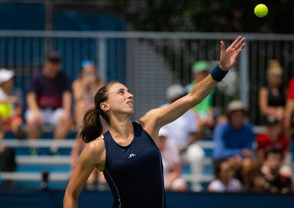 August 13, 2022, CINCINNATI, UNITED STATES: Petra Martic of Croatia in action during the first round of qualifications at the 2022 Western & Southern Open WTA, Tennis Damen 1000 tennis tournament CINCINNATI UNITED STATES - ZUMAa181 20220813_zaa_a181_009 Copyright: xRobxPrangex