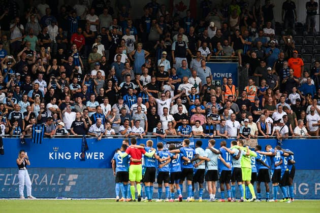 Club s supporters celebrate after winning a soccer match between OHL Oud-Heverlee Leuven and Club Brugge, Sunday 14 August 2022 in Heverlee, on day 4 of the 2022-2023 Jupiler Pro League first division of the Belgian championship. TOMxGOYVAERTS  x39011085x