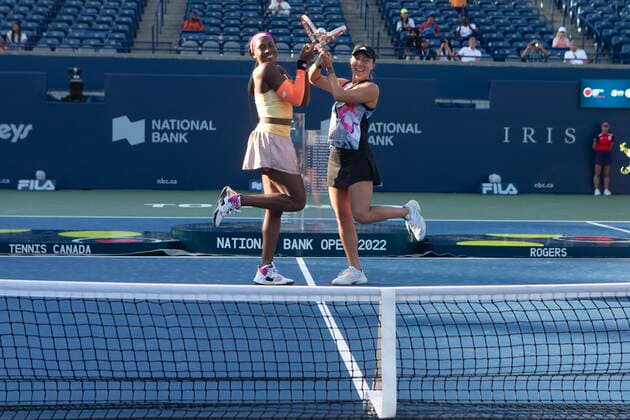 August 14, 2022, TORONTO, ON, CAN: Coco Gauff, left, and Jessica Pegula, of the United States, hold aloft the trophy after defeating Nicole Melichar-Martinez, of the United States and Ellen Perez, of Australia, during the National Bank Open double finals tennis tournament in Toronto on Sunday, August 14, 2022. Coco Gauff; Jessica Pegula - ZUMAc35_ 20220814_zaf_c35_168 Copyright: xChrisxYoungx
