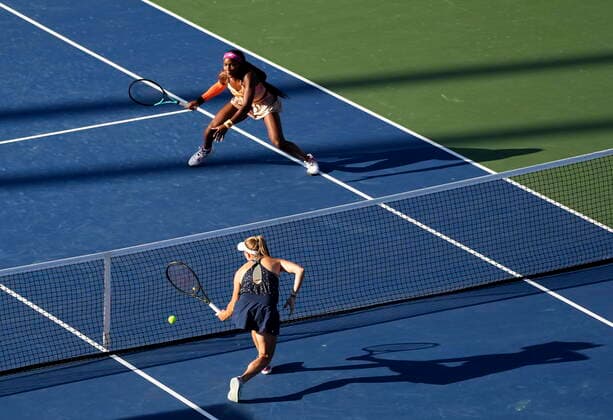 August 14, 2022, TORONTO, ON, CANADA: Coco Gauff, top, of the United States, watches Ellen Perez, of Australia, miss a drop shot as Gauff and teammate Jessica Pegula, of the United States went on to win against Perez and Nicole Melichar-Martinez, of the United States, during the National Bank Open double finals tennis tournament in Toronto on Sunday, August 14, 2022. Canada News - August 14, 2022 - ZUMAc35_ 20220814_zaf_c35_185 Copyright: xNathanxDenettex
