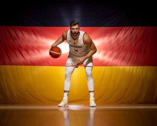 Basketball Cologne 08 08 2022 German national basketball team men squad for Eurobasket 2022 European Championship Leon Kratzer Germany, No 34