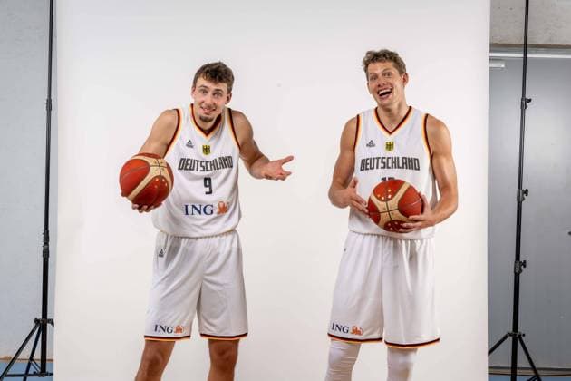 Basketball Cologne 08 08 2022 German Basketball National Team Men Men Squad for Eurobasket 2022 Franz Wagner Germany, No 09 Moritz Wagner Germany, No 13 brothers