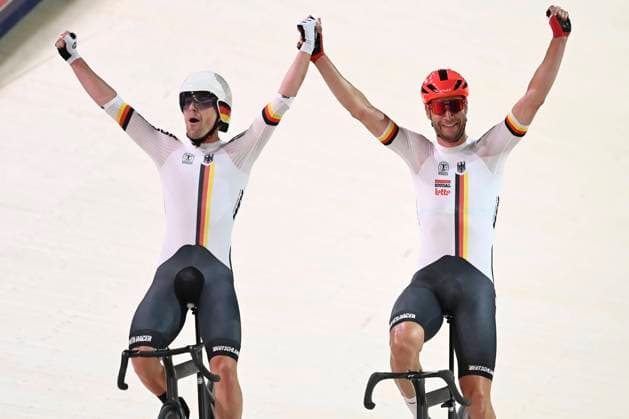 Munich, Germany - August 16 : Kluge Roger and Reinhardt Theo (GER) winning during the men s madison during the women s keirin during the 2022 European Championships Cycling Track as part of the European Championships Munich 2022 on August 16, 2022 in Munich, Germany, 16 08 2022 ( European Championship, EM, Europameisterschaft Cycling Track Munich 2022 PhotoNews Panoramic 