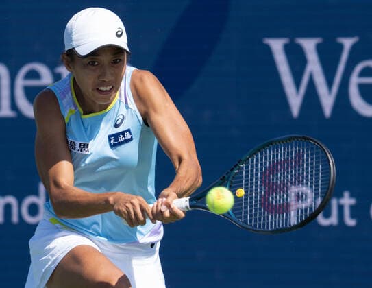 August 16, 2022: Shuai Zhang (CHN) defeated Naomi Osaka (JPN) 6-4-7-5, at the Western & Southern Open being played at Lindner Family Tennis Center in Cincinnati, Ohio USA Tennisclix Cal Media Cincinnati USA - ZUMAc04_ 20220816_zaf_c04_012 Copyright: xLesliexBillmanx