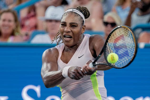 August 16, 2022, Mason, Ohio, USA: Serena Williams (USA) hits a two-handed backhand during Tuesdays first round of the Western and Southern Open at the Lindner Family Tennis Center, Mason, Oh. Mason USA - ZUMAs304 20220816_zaf_s304_295 Copyright: xScottxStuartx