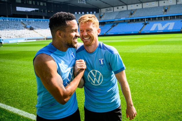 220817 Anders Christiansen and Martin Olsson during a training session with Malmö FF on August 17, 2022 in Malmö Photo Ludvig Thunman BILDBYRAN code LT LT0396 football football soccer fotball uefa europa league training practice training malmö ff bbeng play off,  Copyright: LUDVIGxTHUNMAN BB220817LT001