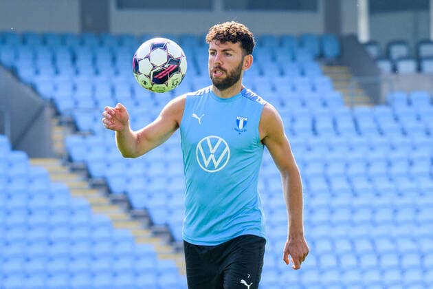 220817 Erdal Rakip during a training session with Malmö FF on August 17, 2022 in Malmö Photo Ludvig Thunman BILDBYRAN code LT LT0396 football football soccer fotball uefa europa league training practice training malmö ff bbeng play off,  Copyright: LUDVIGxTHUNMAN BB220817LT017