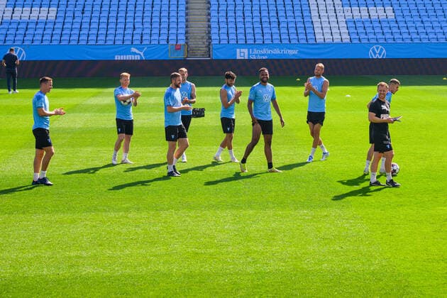 220817 Players of Malmö FF a training session with Malmö FF on August 17, 2022 in Malmö Photo Ludvig Thunman BILDBYRAN code LT LT0396 football football soccer fotball uefa europa league training practice training malmö ff bbeng play off,  Copyright: LUDVIGxTHUNMAN BB220817LT090