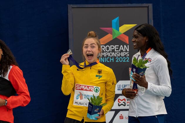EC 2022, Athletics, 100m, Award Ceremony, Gina Lückenkemper wins Gold