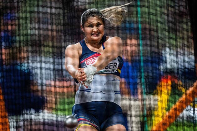 Bilder des Jahres 2022, Sport 08 August Sport Themen der Woche KW33 Sport Bilder des Tages 220817 Bianca Florentina Ghelber of Romania competes in women?s hammer throw final during day 7 of the European Championships on August 17, 2022 in Munich. Photo: Mathias Bergeld BILDBYRAN kod MB VG0336 friidrott athletics friidrett europamästerskap em em 2022 european championships munich 2022 munchen-em day 7 bbeng rumänien romania hammer throw slegge slägga *** 220817 Bianca Florentina Ghelber of Romania competes in women?s hammer throw final during day 7 of the European Championships on August 17, 2022 in Munich Photo Mathias Bergeld BILDBYRAN code MB VG0336 friidrott athletics friidrett europamästerskap em em 2022 european championships munich 2022 munchen em day 7 bbeng romania romania hammer throw sledge hammer,  Copyright: MATHIASxBERGELD BB220817MB179