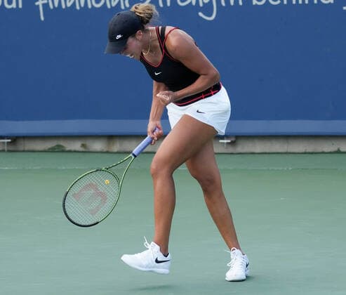 August 17, 2022: Madison Keys (USA) defeated Jelena Ostapenko (LAT) 6-4, 7-5, at the Western & Southern Open being played at Lindner Family Tennis Center in Cincinnati, Ohio USA Tennisclix Cal Media Cincinnati USA - ZUMAc04_ 20220817_zaf_c04_084 Copyright: xLesliexBillmanx