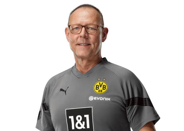 Zeugwart Frank Graefen; Borussia Dortmund; 1.BL, Porträttermin 2022 2023, Foto: BVB Simoes via TEAM2sportphoto Portraets Borussia Dortmund 2022_2023