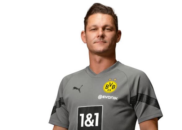 Co-Trainer Sebastian Geppert; Borussia Dortmund; 1.BL, Porträttermin 2022 2023, Foto: BVB Simoes via TEAM2sportphoto Portraets Borussia Dortmund 2022_2023