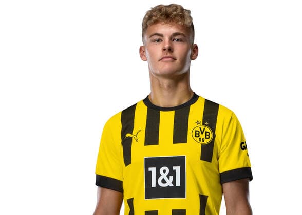 Tom Rothe; Borussia Dortmund; 1.BL, Porträttermin 2022 2023, Foto: BVB Simoes via TEAM2sportphoto Portraets Borussia Dortmund 2022_2023