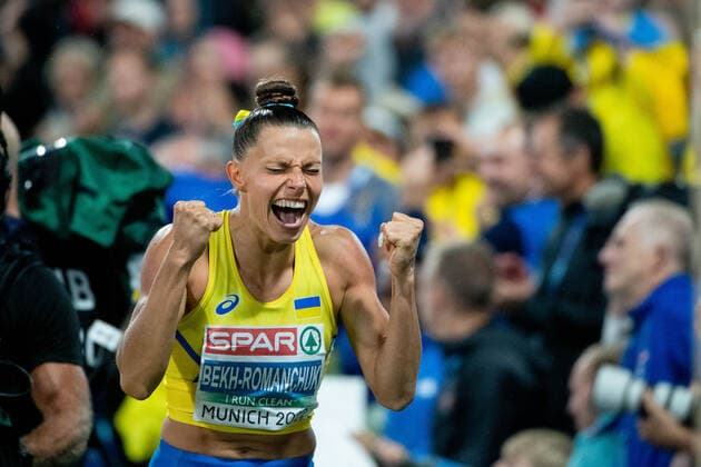 BEKH-ROMANCHUK Maryna (UKR), Womens Triple Jump, celebrating the victory and title as European Champion, GER, Athletics (Leichtathletik), European Championships Munich 2022, 19.08.2022 Photo: Eibner Memmler GER, Athletics (Leichtathletik), European Championships Munich 2022, 19.08.2022 Munich *** BEKH ROMANCHUK Maryna UKR , Womens Triple Jump, celebrating the victory and title as European Champion, GER, Athletics Leichtathletik , European Championships Munich 2022, 19 08 2022 Photo Eibner Memmler GER, Athletics Leichtathletik , European Championships Munich 2022, 19 08 2022 Munich Copyright: xEibner Memmlerx EP_MMR