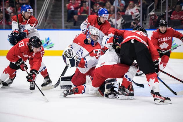 220819 Kent Johnson and Tyson Foerster of Canada challenge goaltender Tomas Suchanek of Czech Republic during the 2022 IIHF World Junior Championship semifinal game between Canada and Czech Republic on August 19, 2022 in Edmonton Photo Joel Marklund BILDBYRAN kod JM JM0366 bbeng ishockey ice hockey jvm junior vm u20 2022 iihf world junior championship world juniors semifinal semifinals canada kanada tjeckien czech republic Czechia,  Copyright: JOELxMARKLUND BB220819JM048