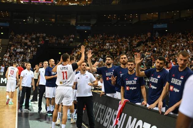 Basketball I Men I 2022 I DBB Supercup Hamburg I Final I Serbia Germany I 20 08 2022 Serbia the team holds together Hamburg Barclays Arena Hamburg Germany Copyright: xLobeca AndreasxHannigx