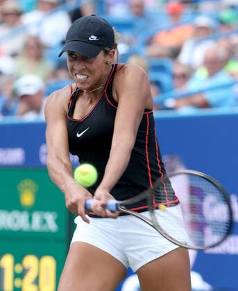 Madison Keys of the United States returns a volley against Petra Kvitova of the Czech Republic during the semi-finals of the 2022 Western and Southern Masters at the Lindner Family Tennis Center in Mason, Ohio, USA, 20 August 2022. Western and Southern Masters !ACHTUNG: NUR REDAKTIONELLE NUTZUNG!  Copyright: xMARKxLYONSx AME728 20220820-0003fe6226a12649d2e7e0f2823e6b72f7ed4ddf