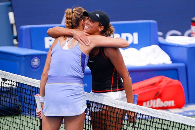CINCINNATI, OH - AUGUST 20: Petra Kvitova of the Czech Republic hugs opponent Madison Keys of the United States after defeating Keys during the semifinal match at the Western & Southern Open on August 20, 2022, at the Lindner Family Tennis Center in Mason, OH. (Photo by Ian Johnson Icon Sportswire) TENNIS: AUG 20 Western & Southern Open Icon220820021