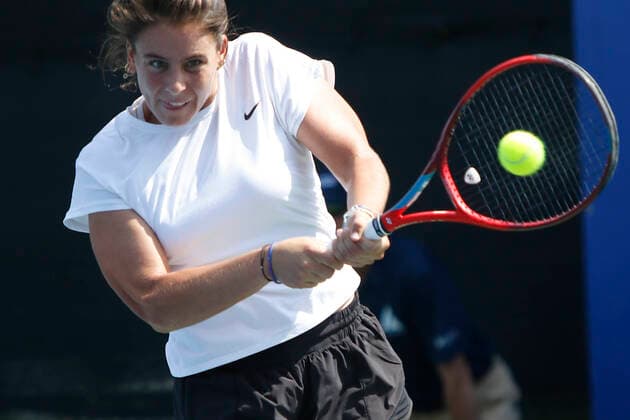 August 20, 2022: 20 08 2022 - VANCOUVER,BC - AUGUST 20 : Semi Finals . Valentini Grammatikopoulo(gre) blue def Emma Navarro(USA) white during day eitght of 2022 Odlum Brown VanOpen at Hollyburn Country Club on August 20, 2022, in West Vancouver,British Columbia,Canada.( Pximages - ZUMAp175 20220820_zsa_p175_021 Copyright: xClelioxTomazx
